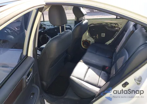 2015 Subaru Legacy 2.5I Limited z USA, uszkodzony, nr VIN 4S3BNAL60F3061310